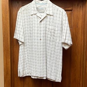 Great Tommy silk camp shirt sz L